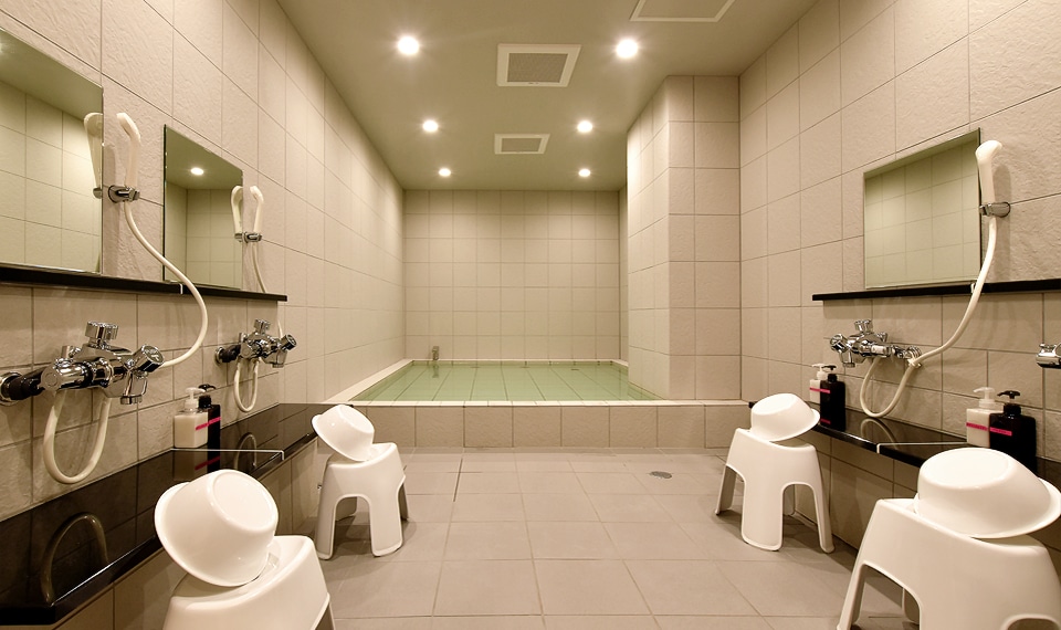 写真:男性宿泊者専用浴場