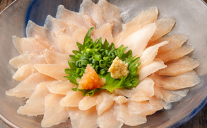 写真:赤鶏のたたき